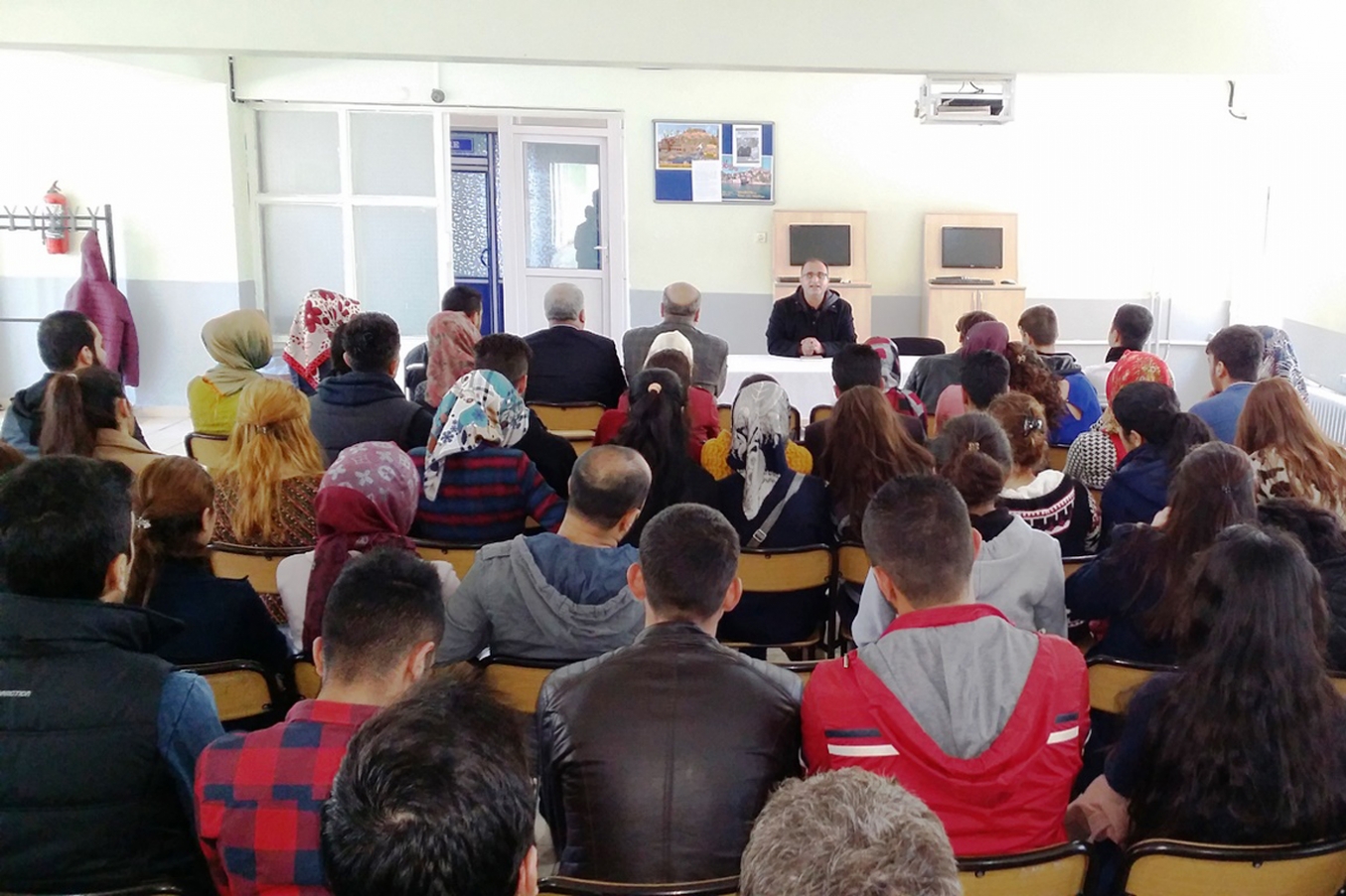 Ergani Meslek yüksekokulu bahar etkinliklerine başladı Ergani Meslek yüksekokulu bahar etkinliklerine başladı